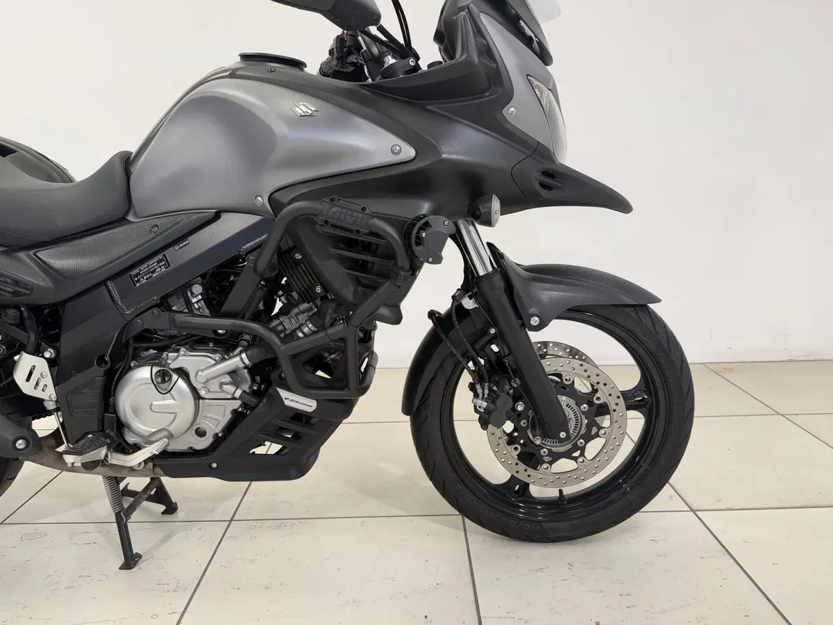 Suzuki V-Strom 650 ABS (2011 - 17) (12)