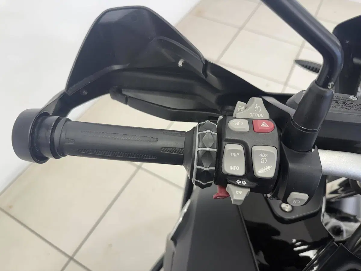 Bmw R 1200 GS Adventure (2017 - 18) (10)