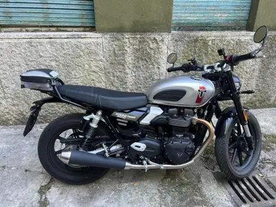 Triumph Speed Twin 900 (2025 - 26) usata