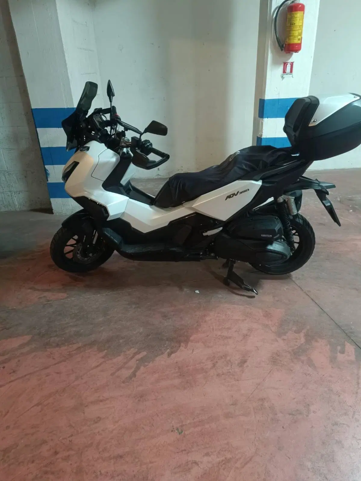 Honda ADV 350 (2022 - 24) (6)