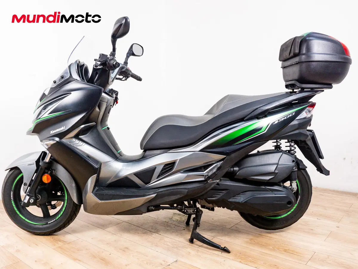 Kawasaki J 300 ABS (2014 - 16) (6)