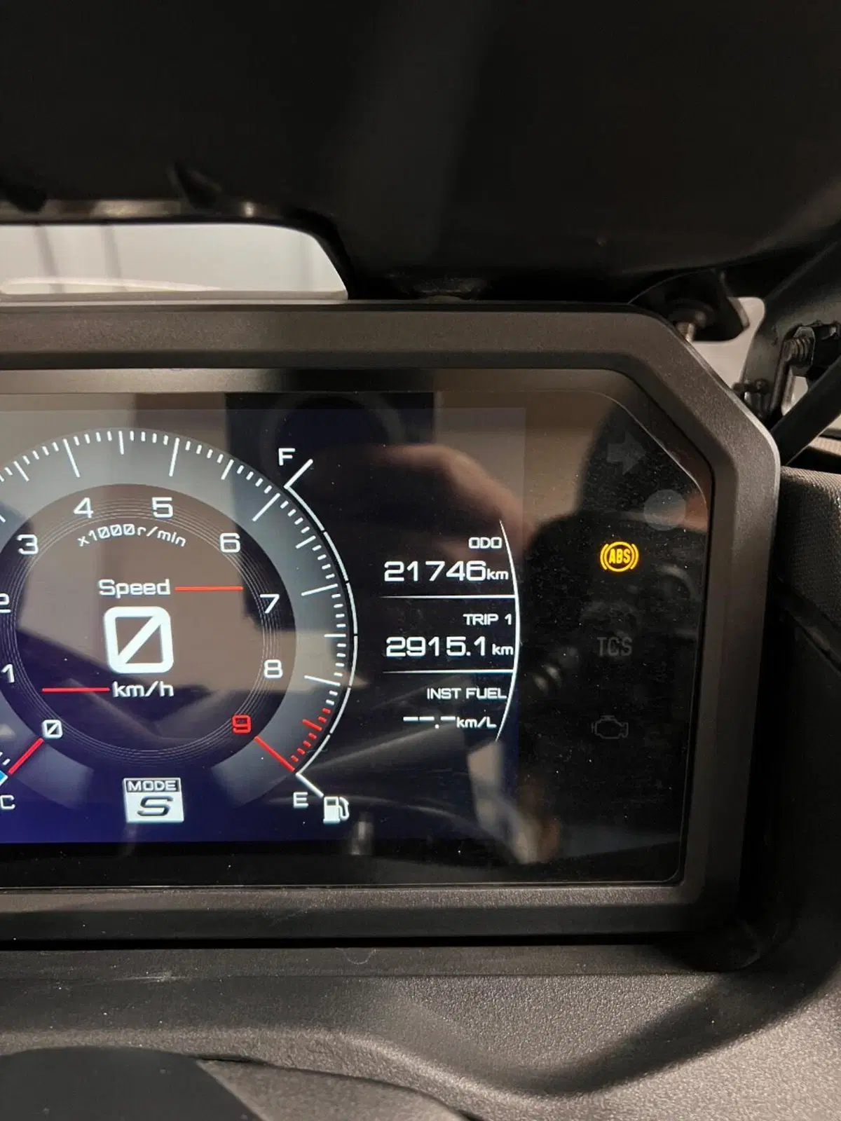 Yamaha T-Max 560 (2025 - 26) (10)