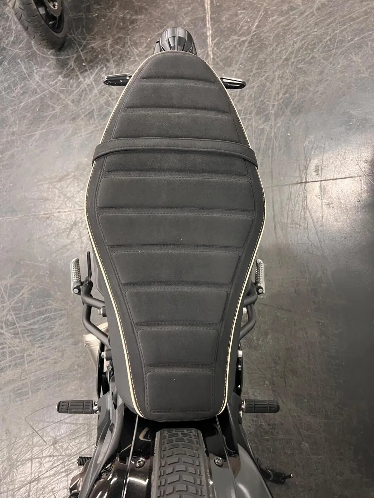 Yamaha XSR 700 (2022 - 26) (8)