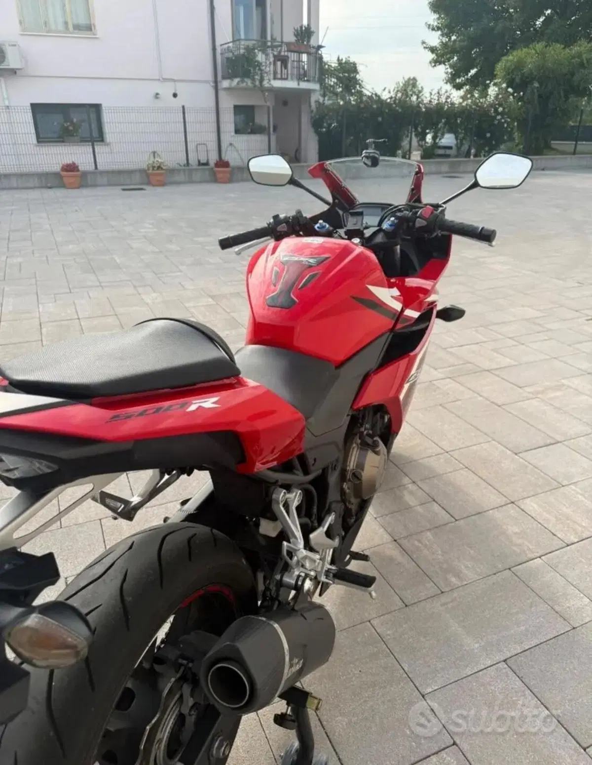 Honda CBR 500 R ABS (2017 - 18) (4)