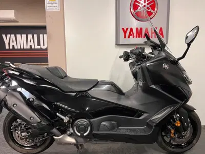 Yamaha T-Max 560 Tech Max (2022 - 24) usata