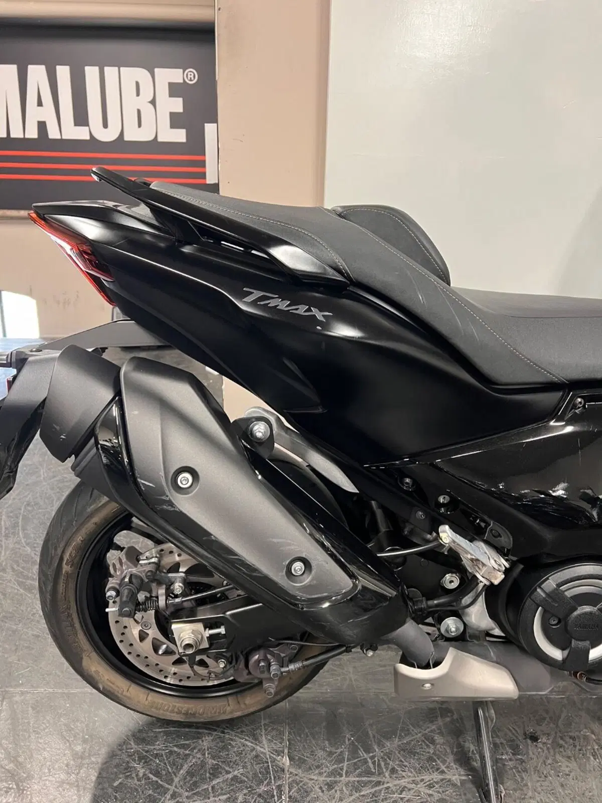 Yamaha T-Max 560 Tech Max (2022 - 24) (5)