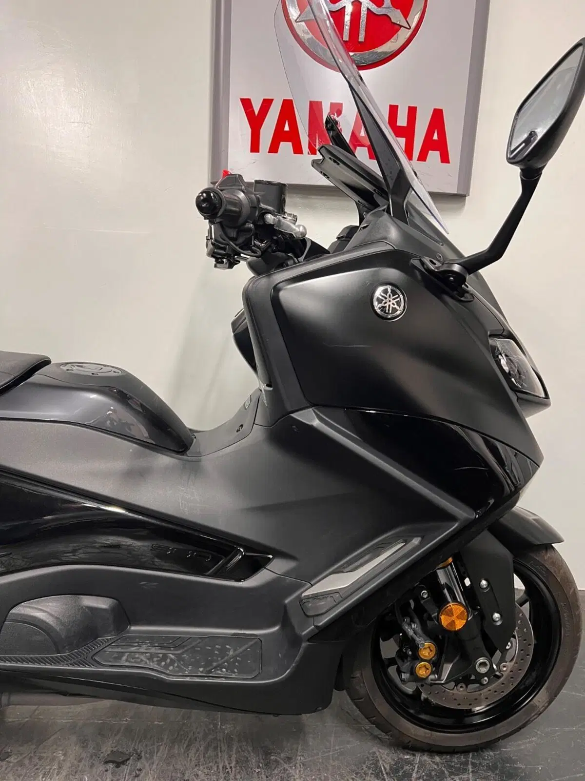 Yamaha T-Max 560 Tech Max (2022 - 24) (6)