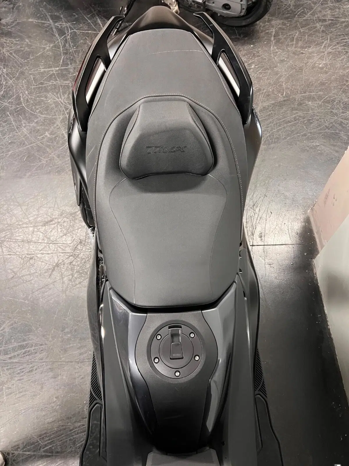 Yamaha T-Max 560 Tech Max (2022 - 24) (7)