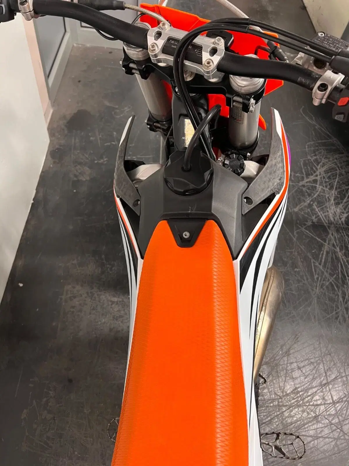 KTM 250 SX (2024) (9)