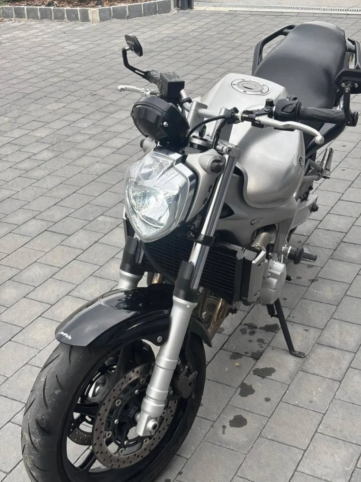 Yamaha FZ6 (2004 - 07) (2)