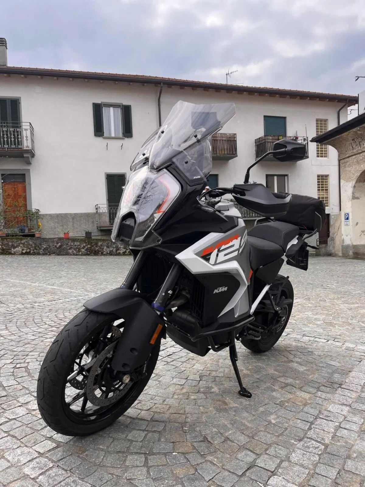 KTM 1290 Super Adventure S (2021 - 25) (2)