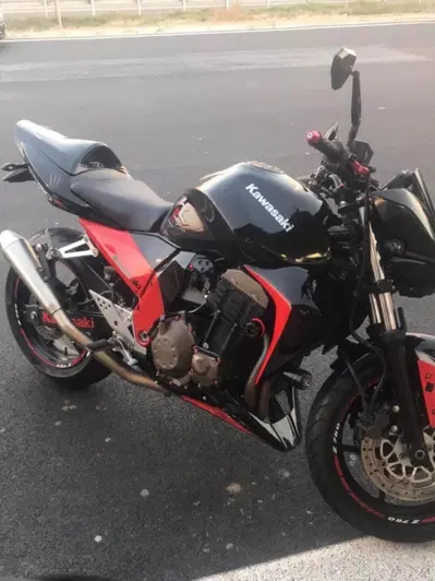 Kawasaki Z 750 (2003 - 06) usata