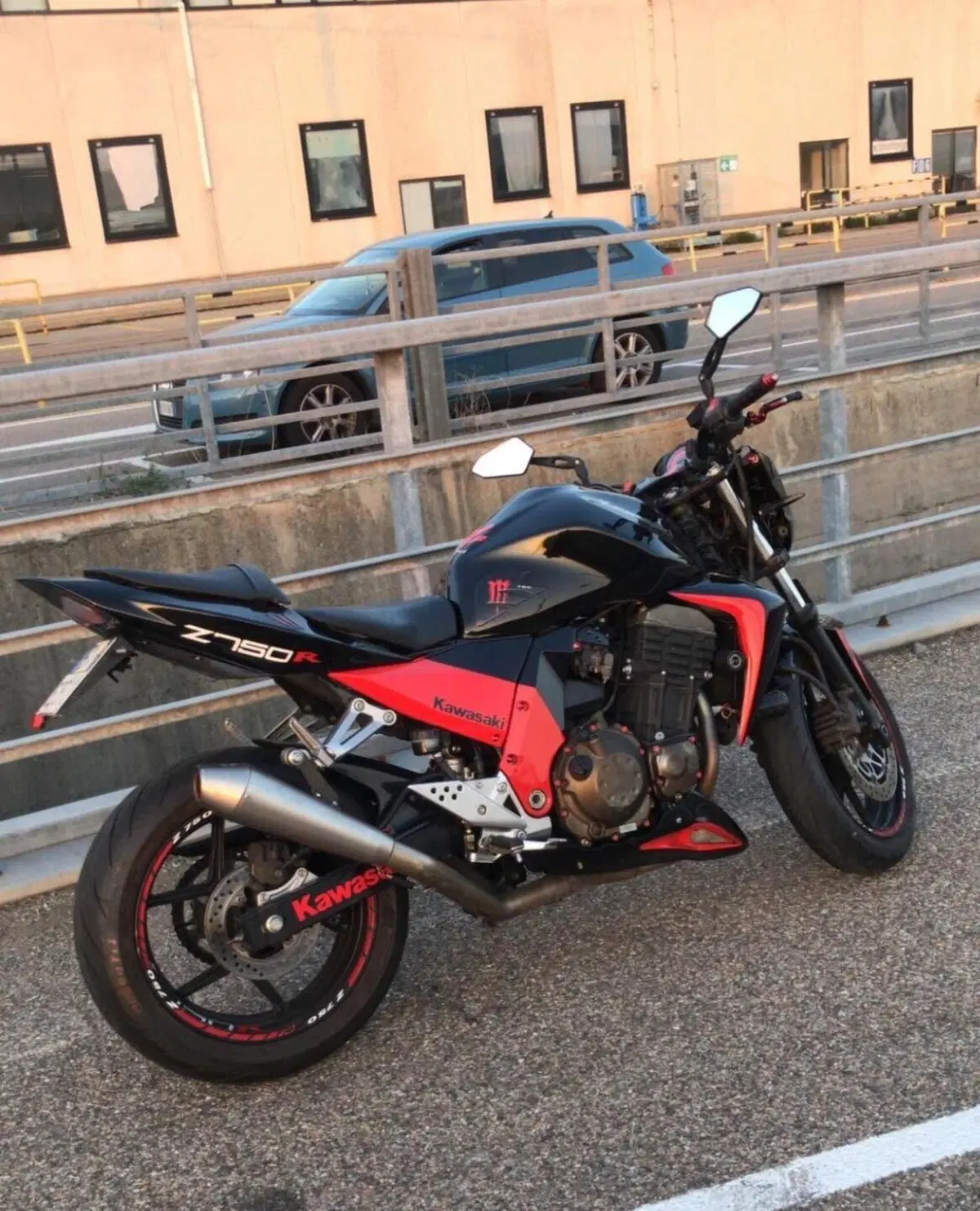 Kawasaki Z 750 (2003 - 06) (4)
