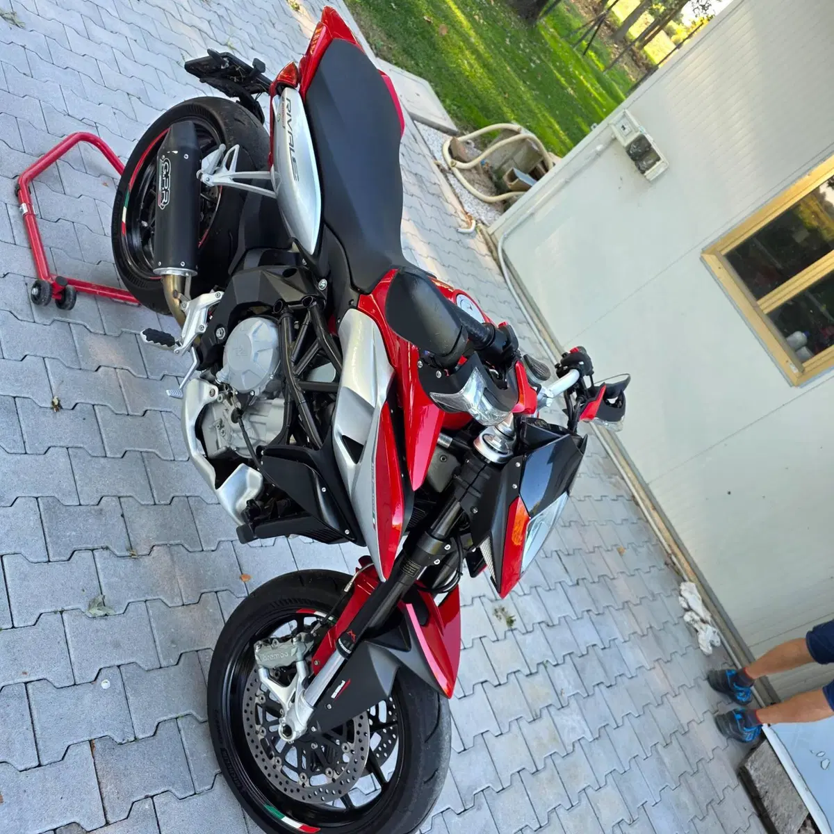 MV Agusta Rivale 800 EAS ABS (2013 - 17) (3)