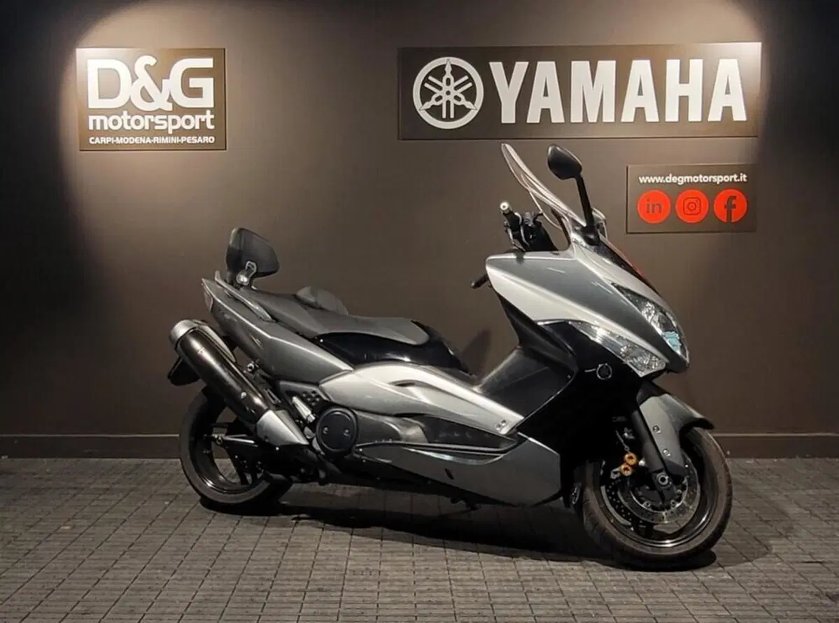 Yamaha T-Max 500 (2008 - 12) (4)