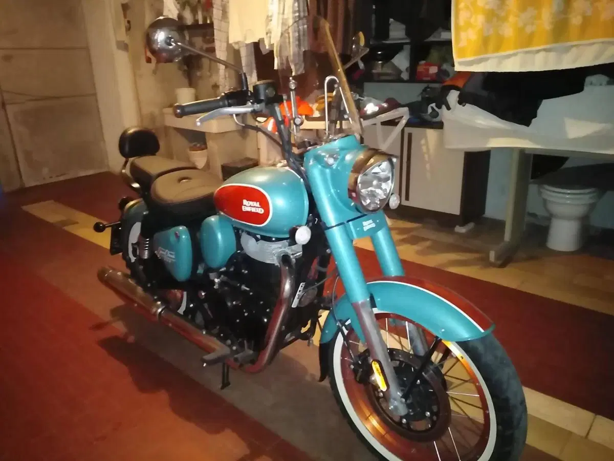 Royal Enfield Goan Classic 350 (2025 - 26) (4)
