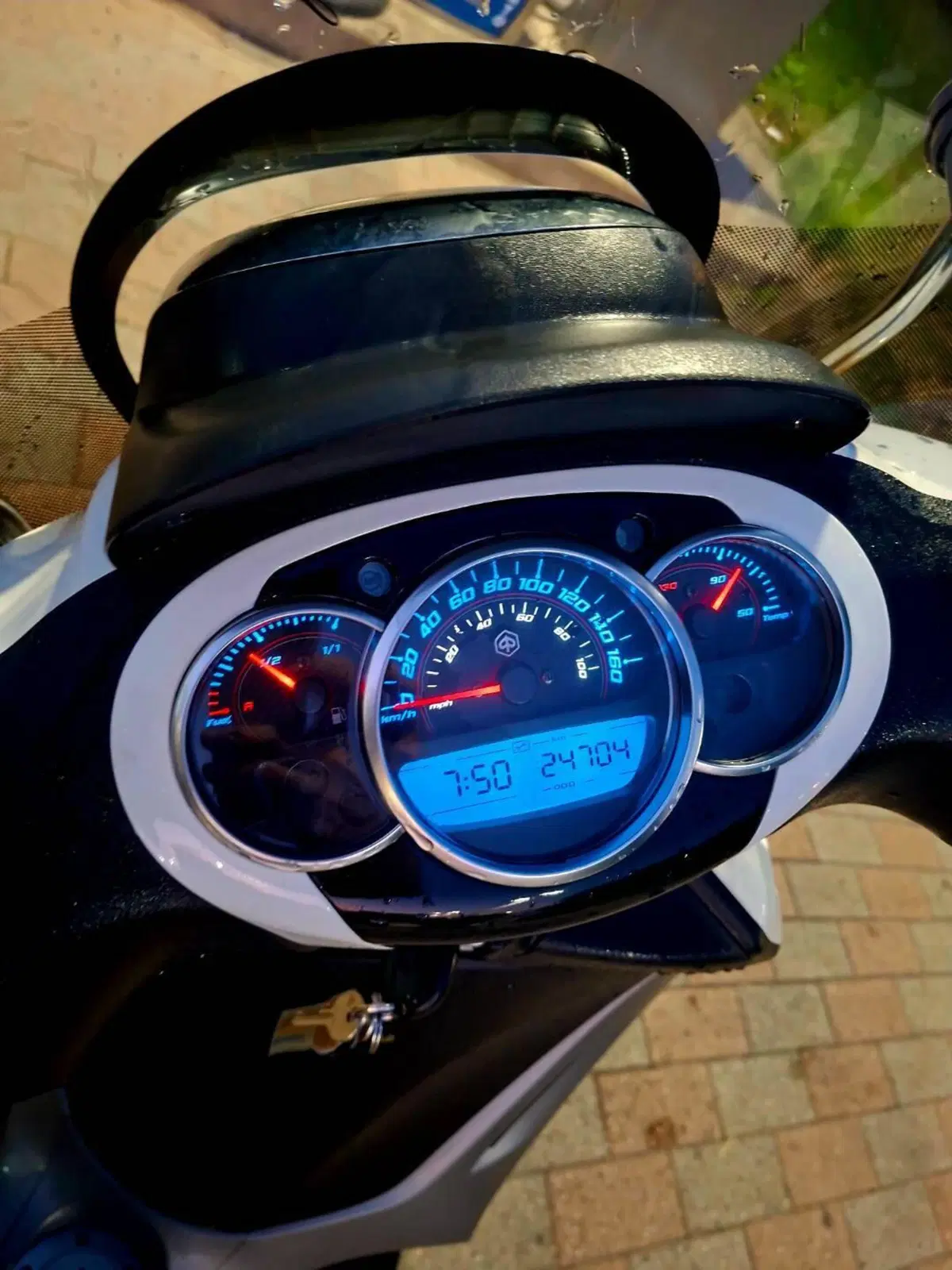 Piaggio Beverly 350 SportTouring ie (2011 - 15) (9)