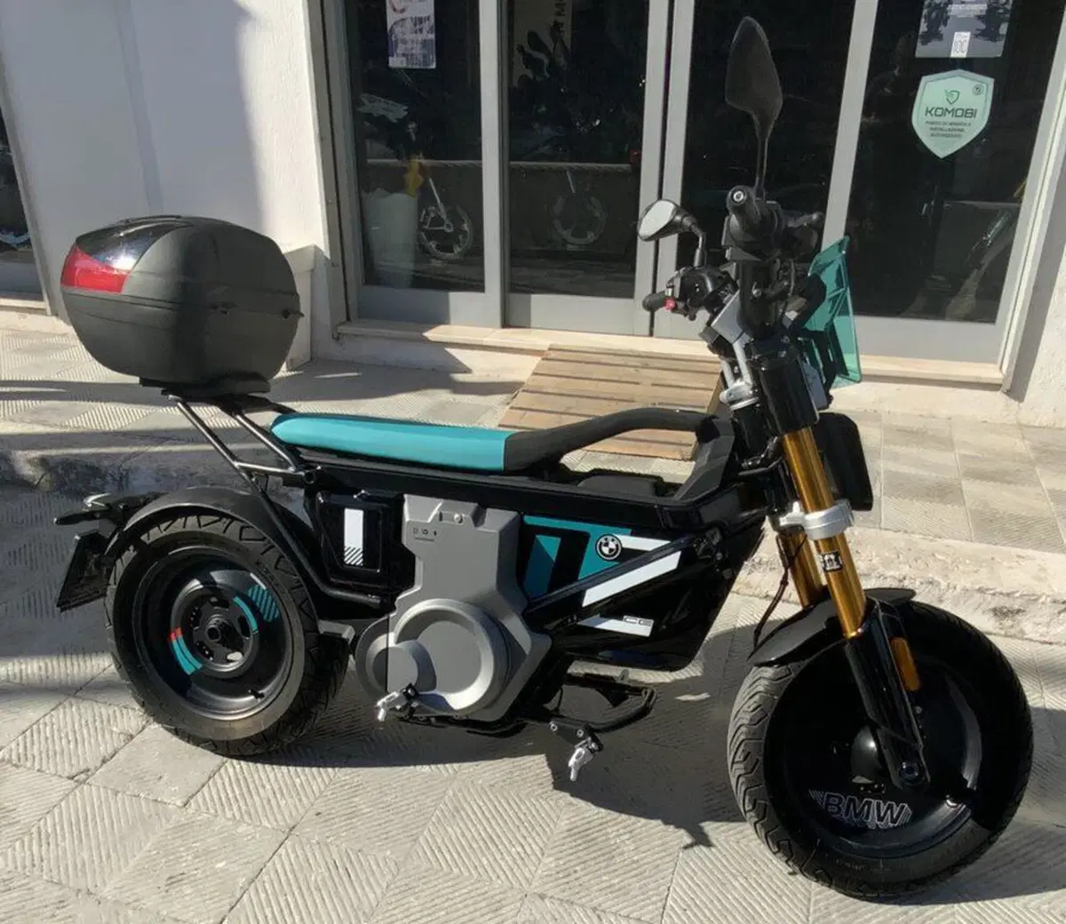 Bmw CE 02 (2024 - 26) (2)
