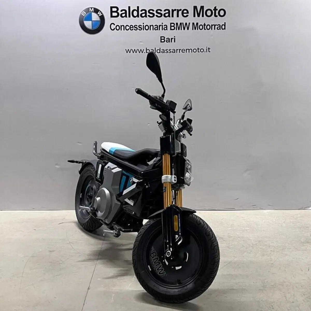 Bmw CE 02 (2024 - 26) (3)