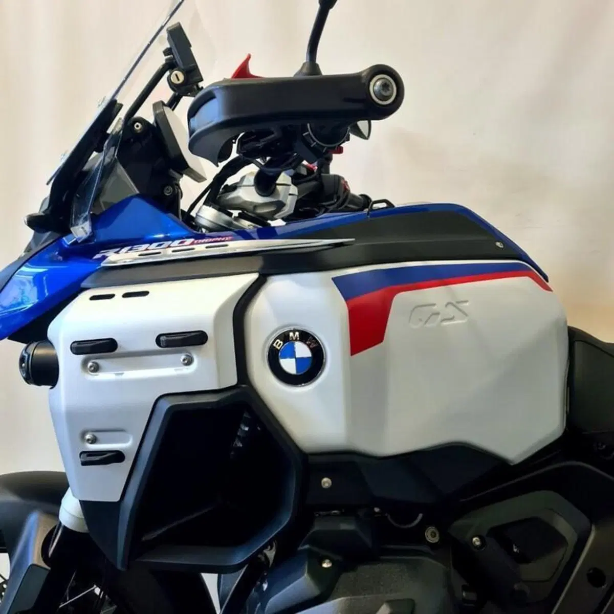 Bmw R 1300 GS (2023 - 26) (9)