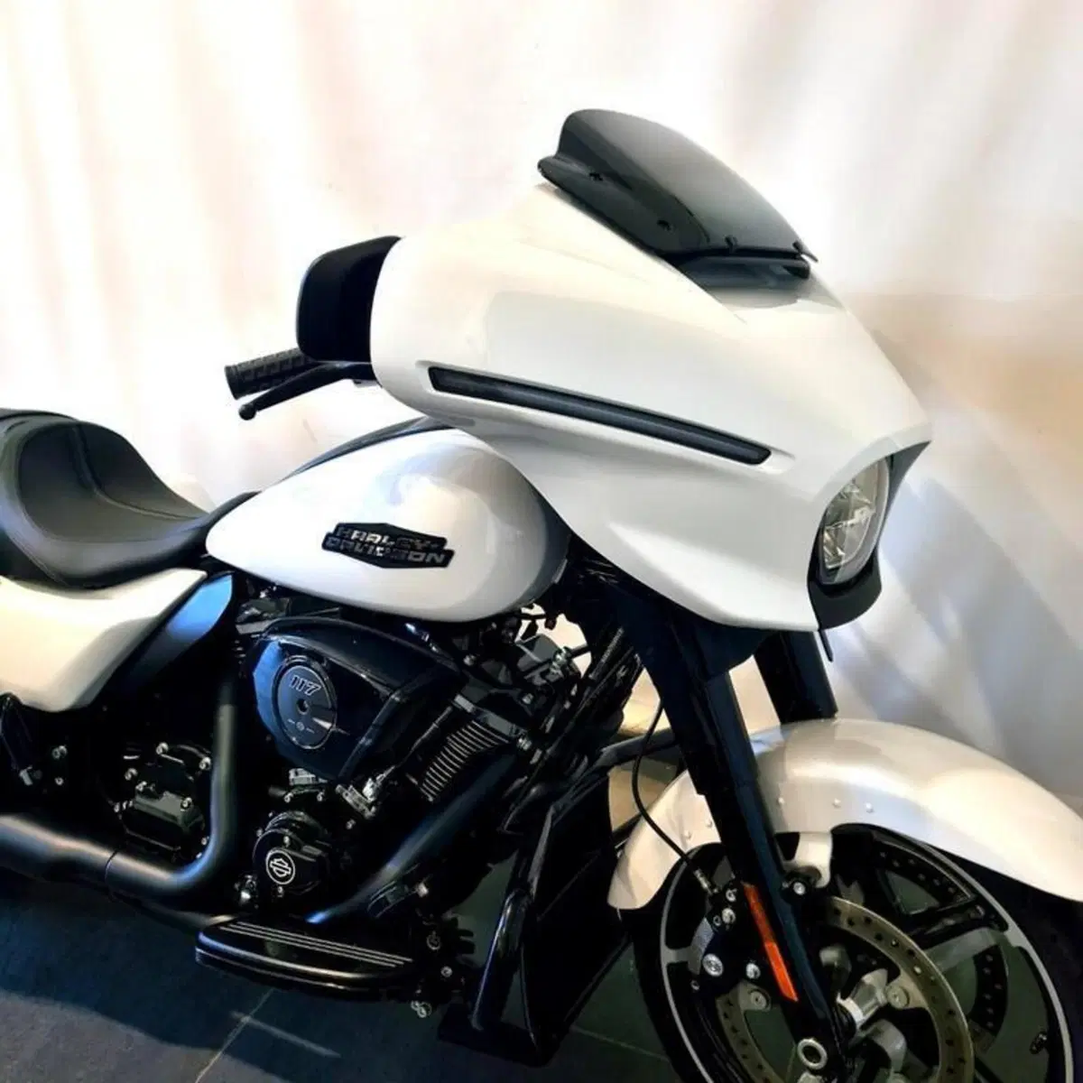 Harley-Davidson 117 Street Glide (2021) - FLHXSE (15)