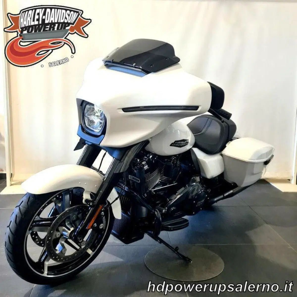 Harley-Davidson 117 Street Glide (2021) - FLHXSE (3)