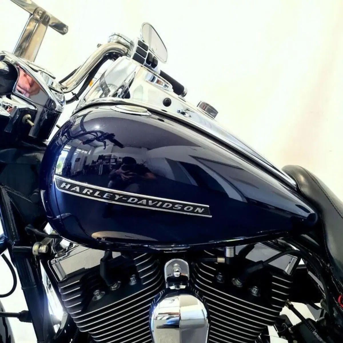 Harley-Davidson 1690 Road King (2013 - 16) - FLHR (10)