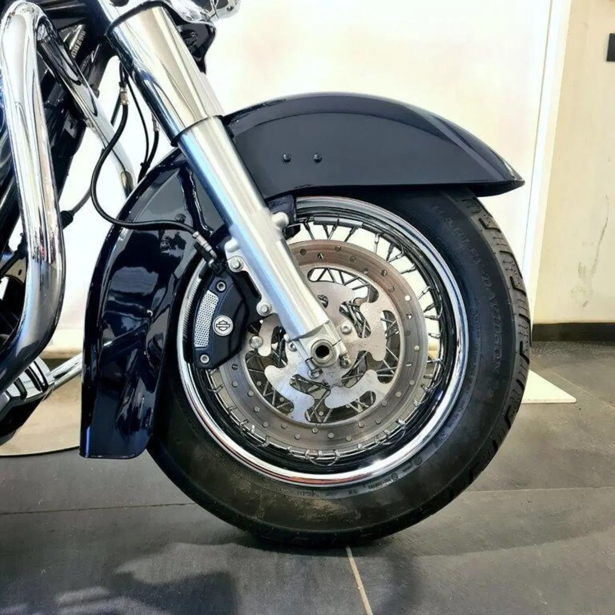 Harley-Davidson 1690 Road King (2013 - 16) - FLHR (15)
