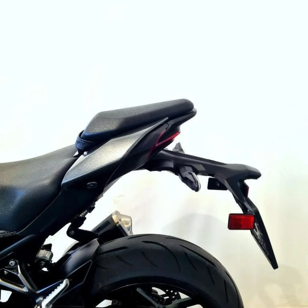Kawasaki Z 900 (2025 - 26) (13)