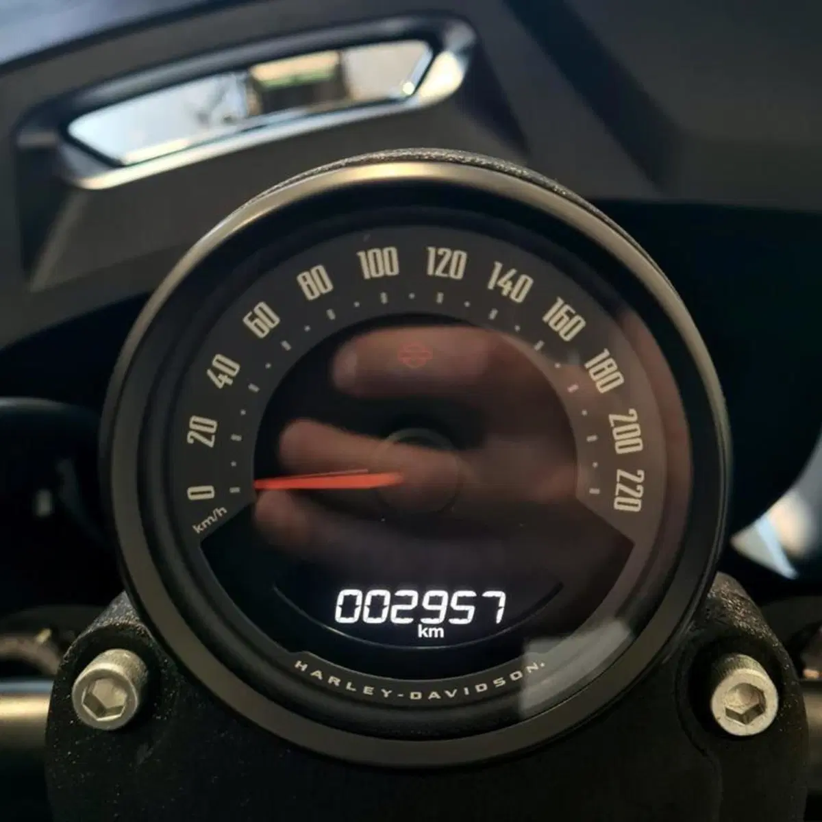 Harley-Davidson Low Rider ST (2025 - 26) (5)