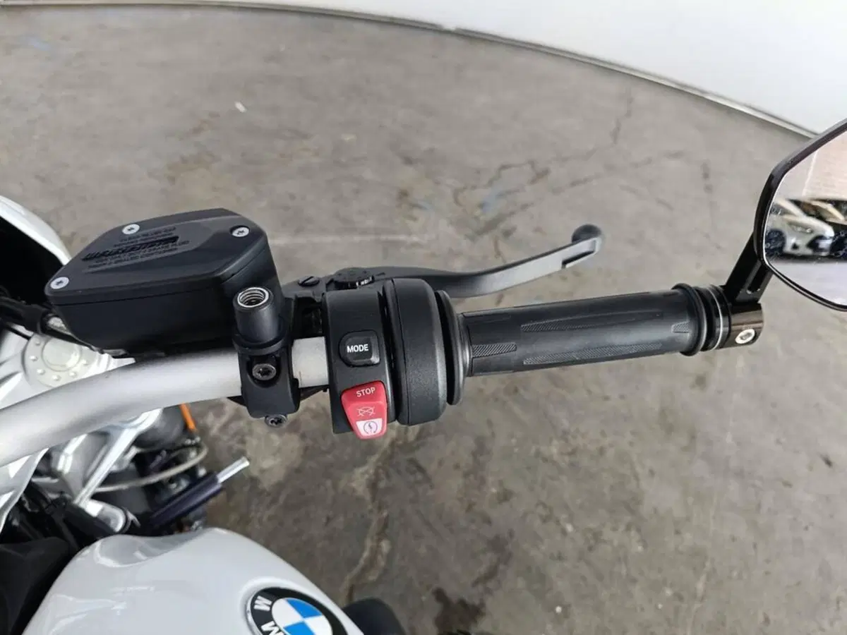 Bmw R nineT Urban GS (2021 - 24) (9)