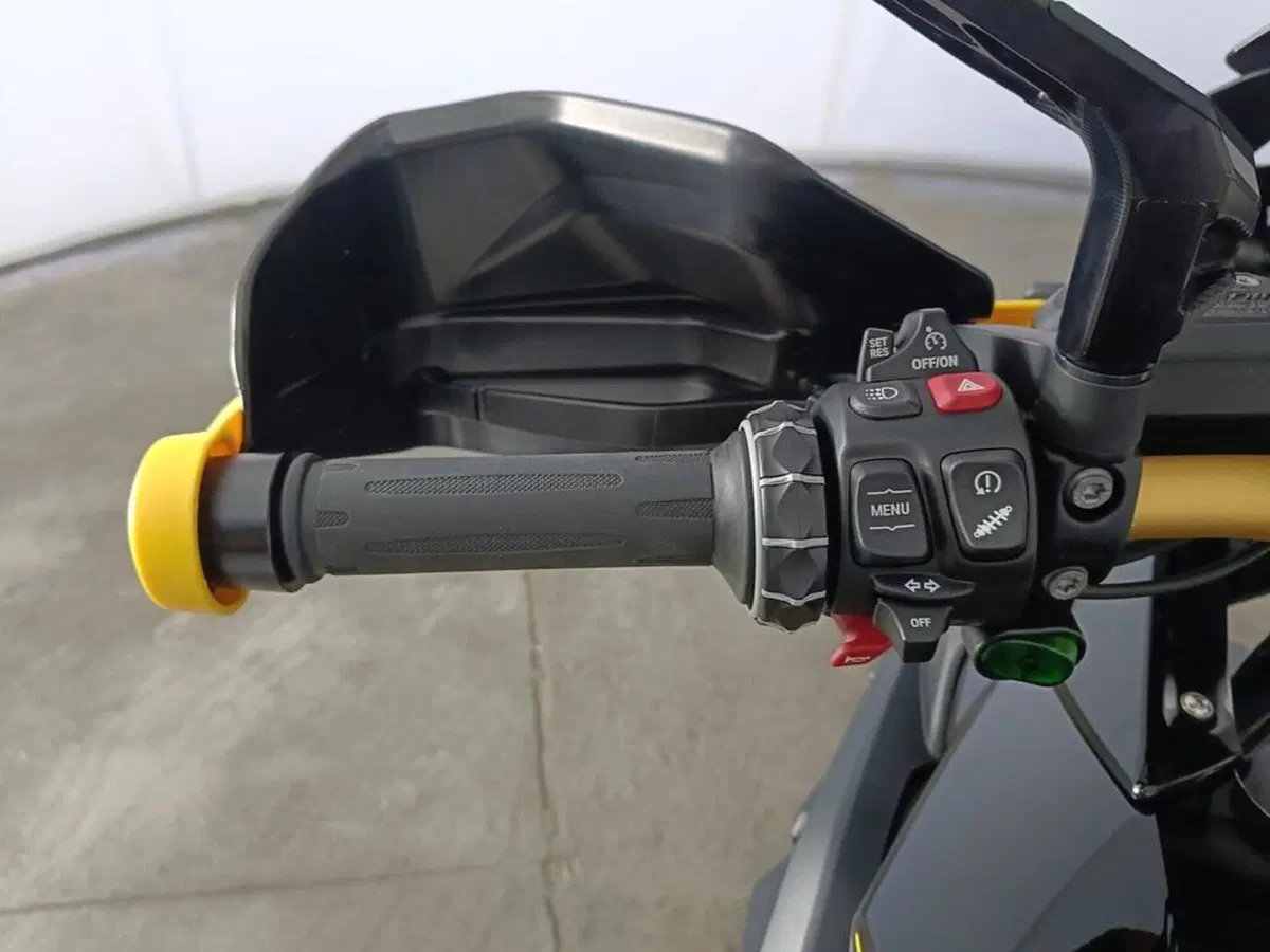 Bmw R 1250 GS - Edition 40 Years GS (2021) (7)