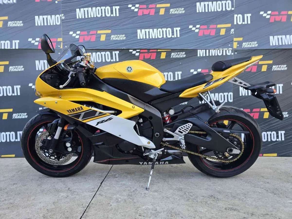 Yamaha YZF R6 (2006 - 07) (2)