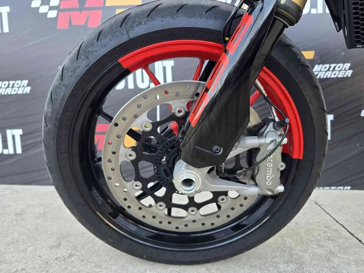 Ducati Hypermotard 698 Mono RVE (2024 - 26) (8)