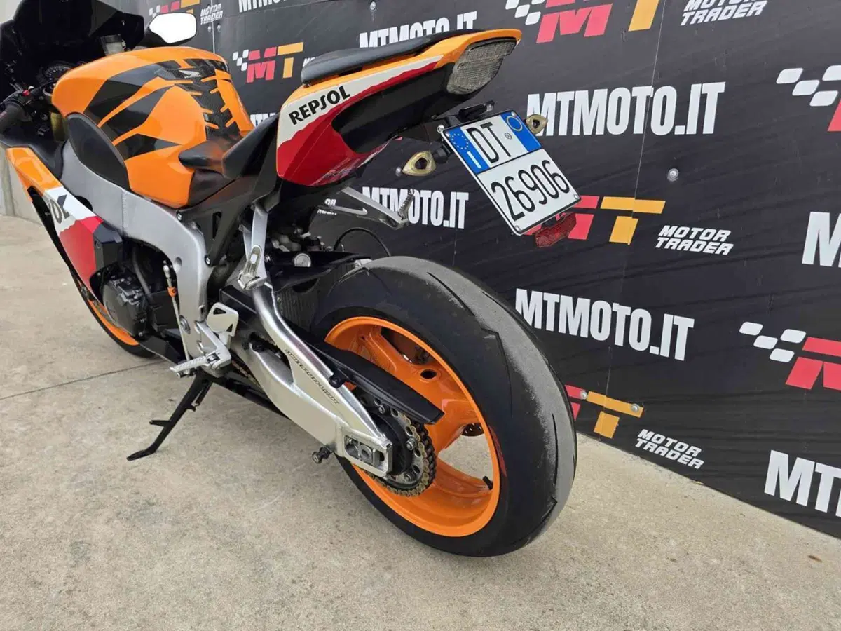 Honda CBR 1000 RR Fireblade (2008 - 11) (7)