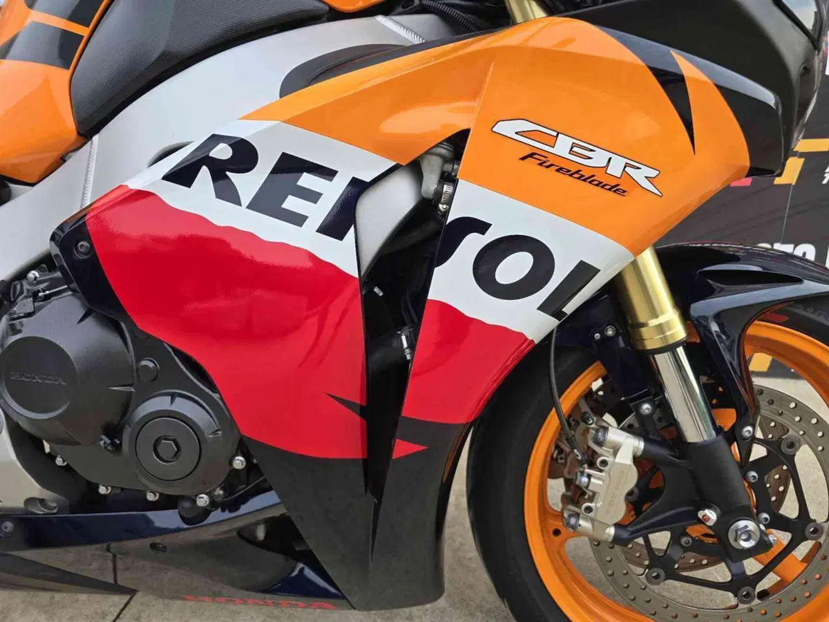 Honda CBR 1000 RR Fireblade (2008 - 11) (4)