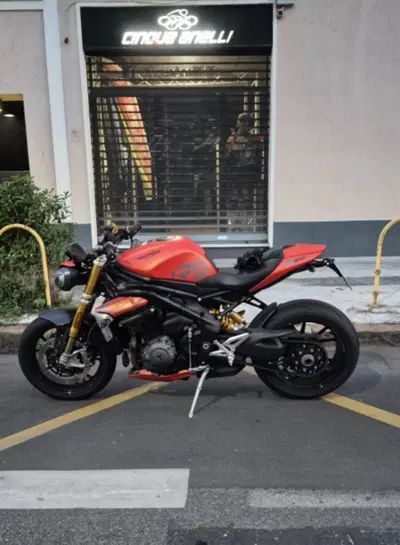 Triumph Speed Triple 1200 RS (2021 - 24) usata