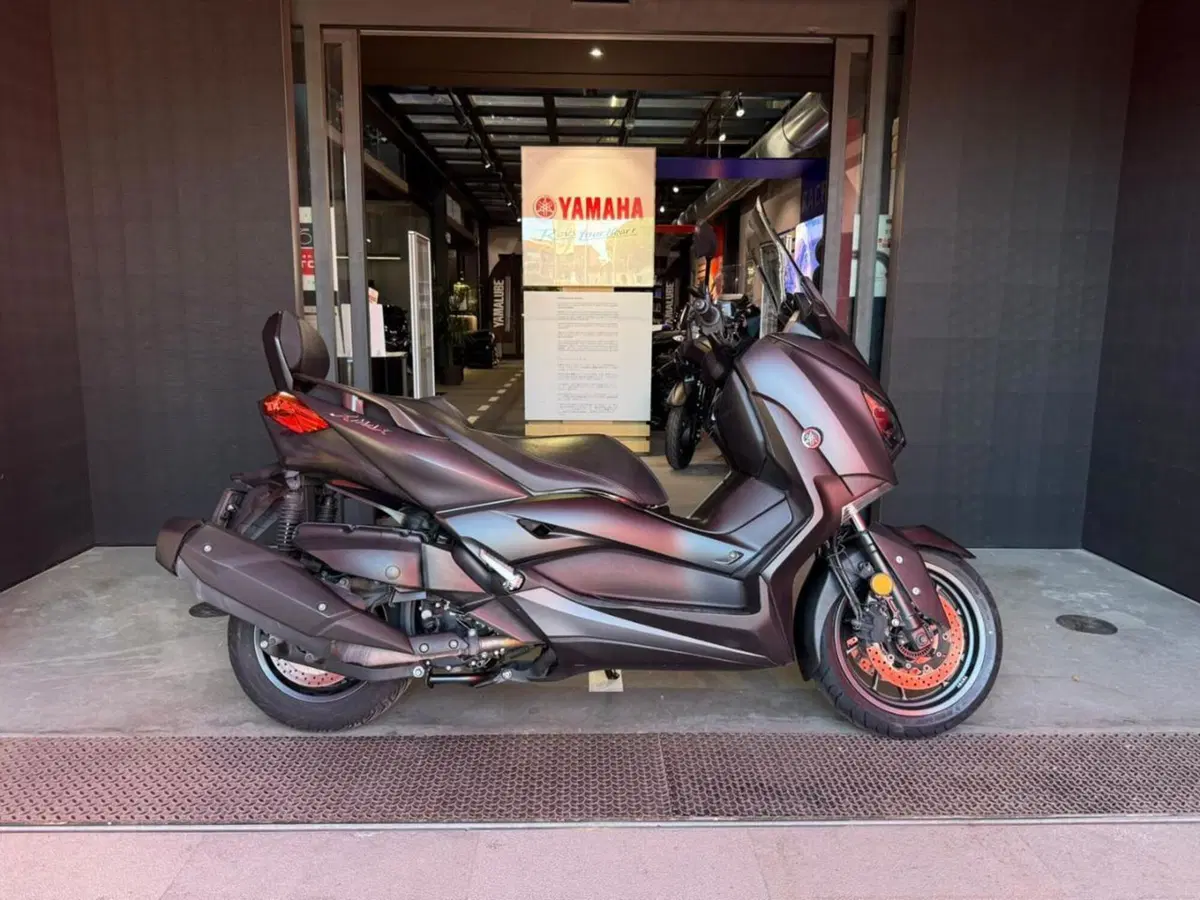Yamaha X-Max 400 ABS (2017 - 20)