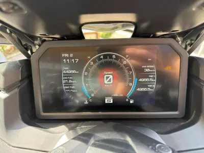 Yamaha T-Max 560 (2022 - 24) usata