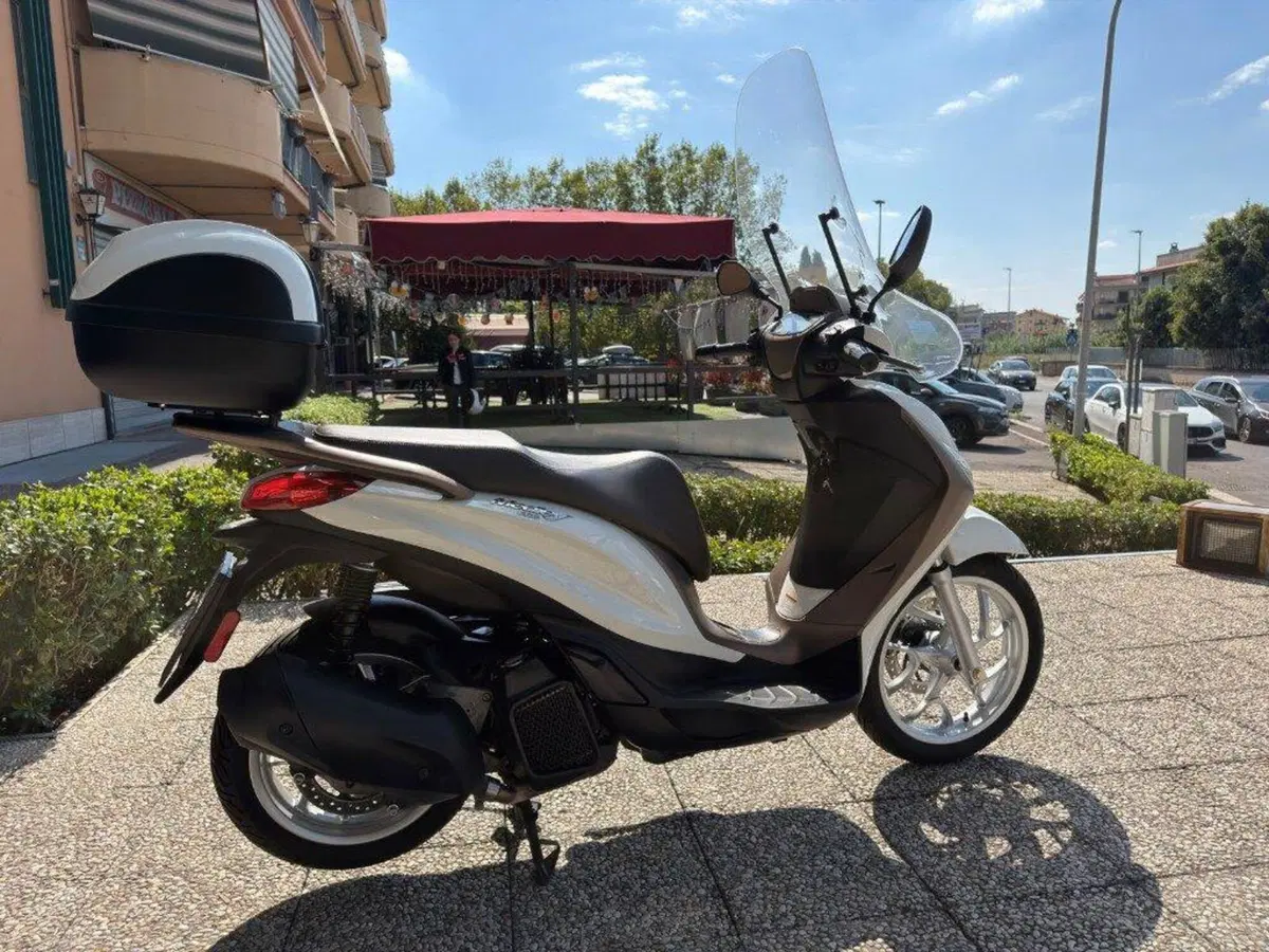 Piaggio Medley 150 S ABS (2021 - 25) (10)
