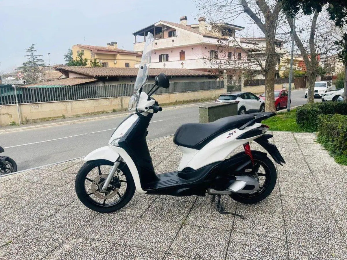 Piaggio Liberty 150 3V ABS (2021 - 24) (2)