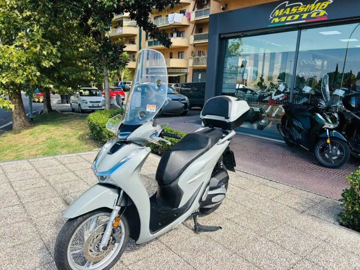 Honda SH 150i (2020 - 23) (6)