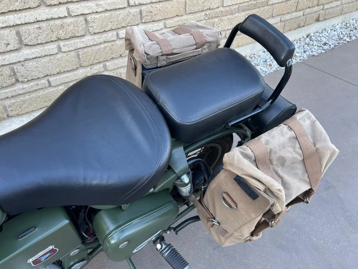 Royal Enfield Classic 500 EFI Battle Green (2017 - 20) (7)