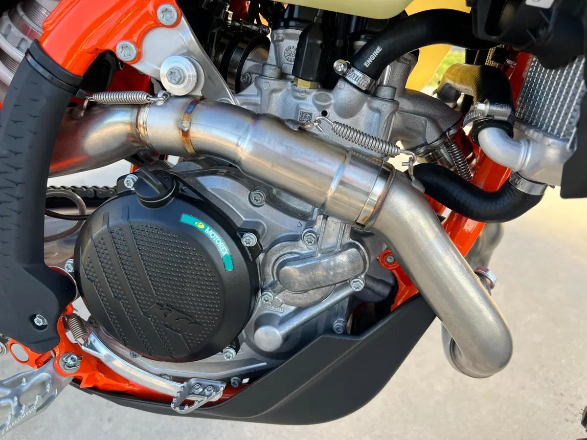 KTM 450 EXC-F 6Days (2027) (3)