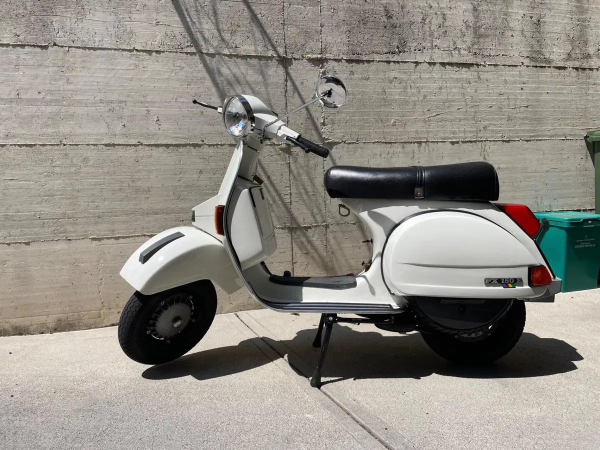 Piaggio PX 150