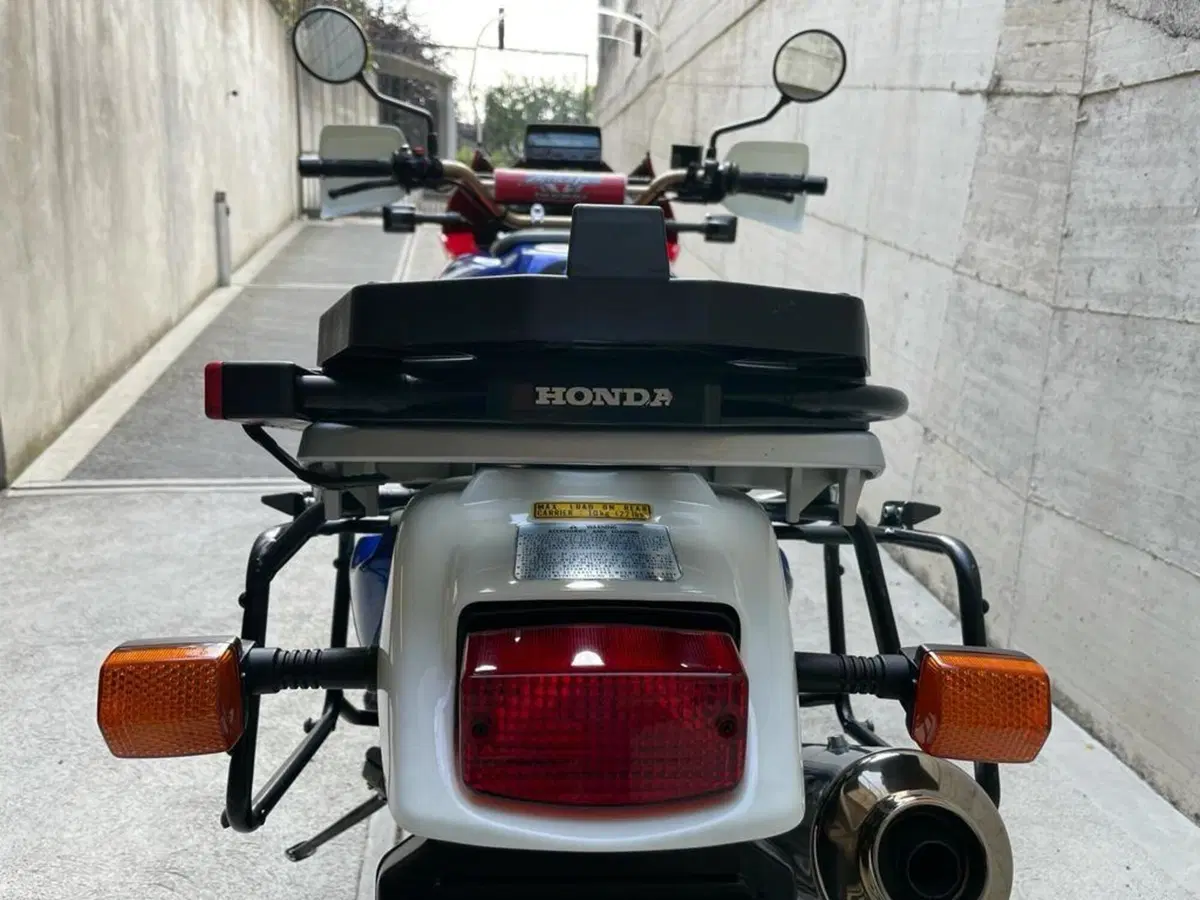 Honda Africa Twin XRV 750 (1996 - 02) (7)