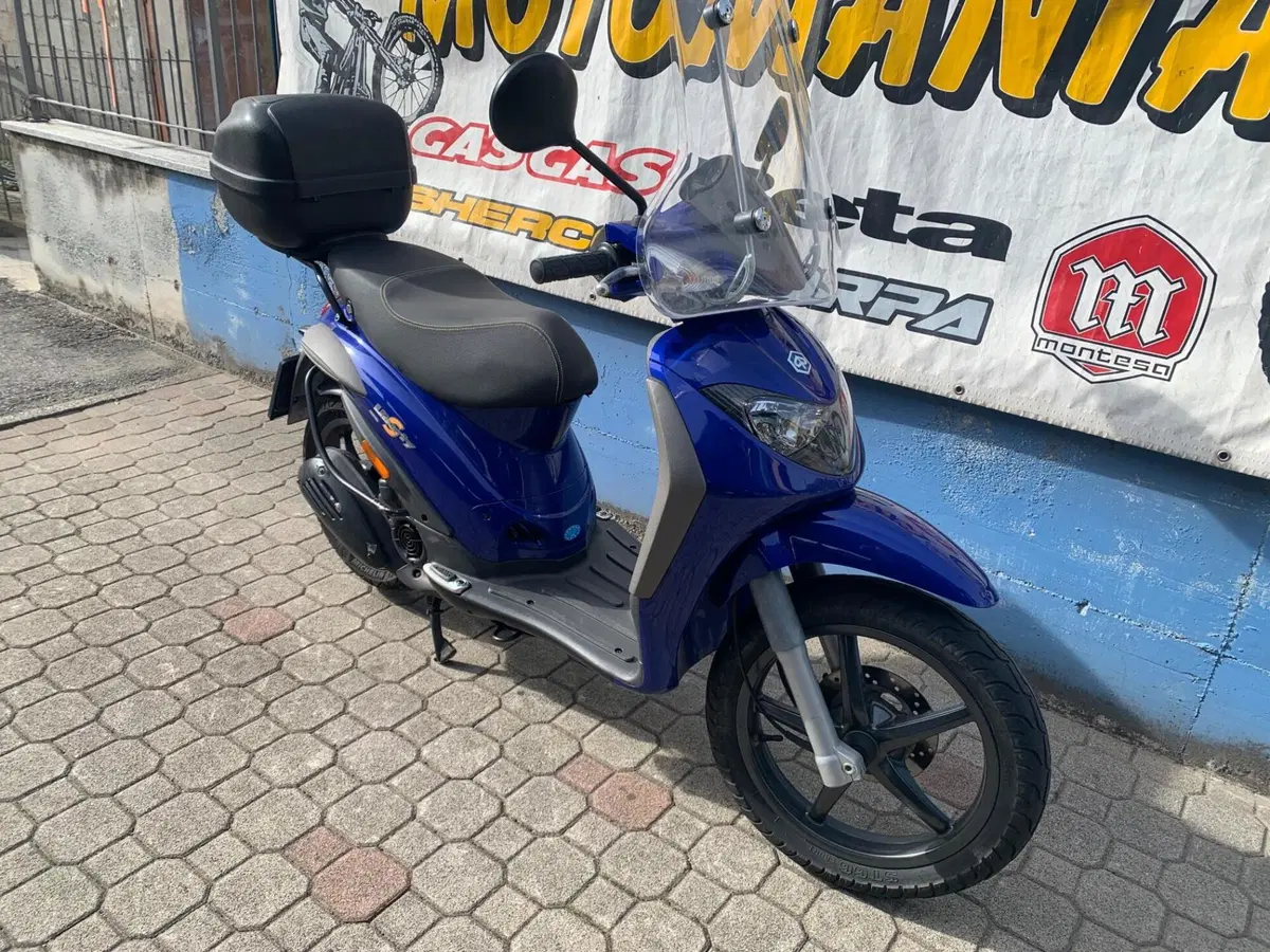 Piaggio Liberty 200 4T  (2)