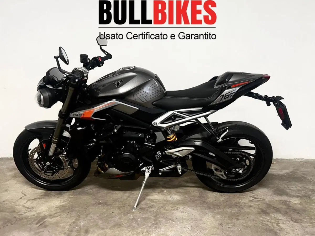 Triumph Street Triple 765 RS (2023 - 26) (4)
