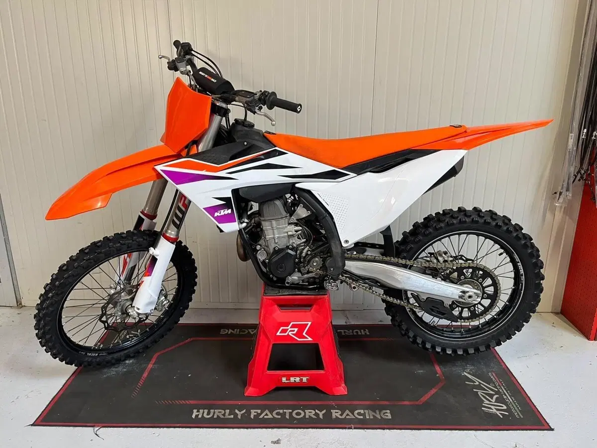 KTM 450 SX-F (2024) (2)