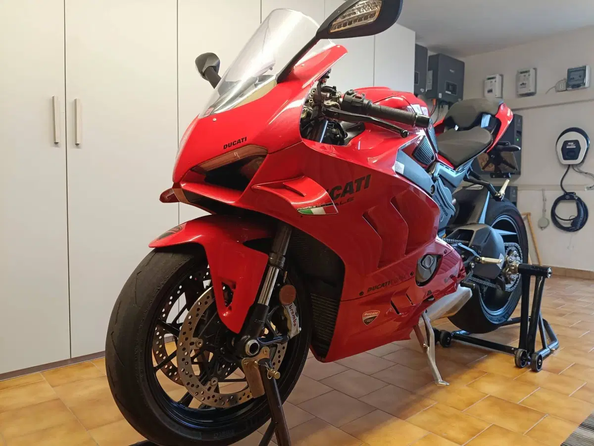 Ducati Panigale V4 (2022 - 24) (3)